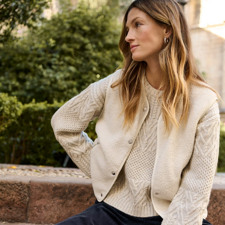 Signy Vest