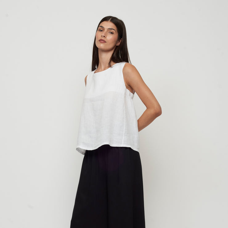 Sleeveless Linen Top With Elastic Underarms