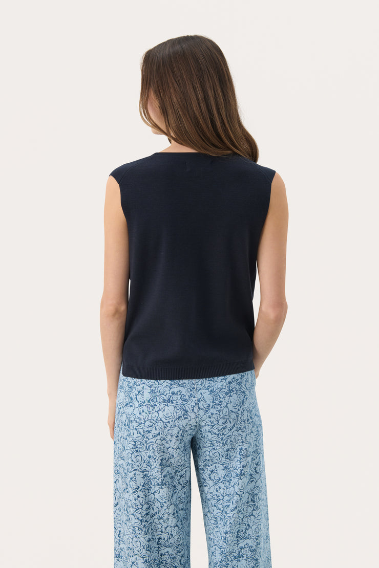 Natika Vest