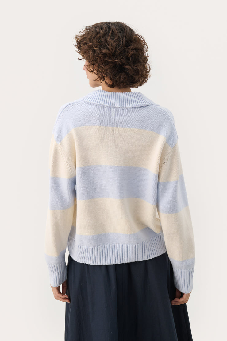 Elinda Sweater